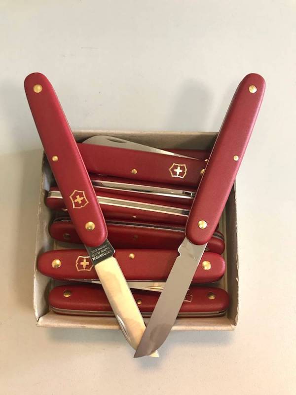 Нож прививочный VICTORINOX (felco) 3.9050